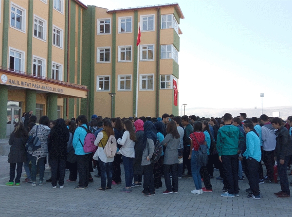 Halil Rıfat Paşa Anadolu Lisesi Fotoğrafı