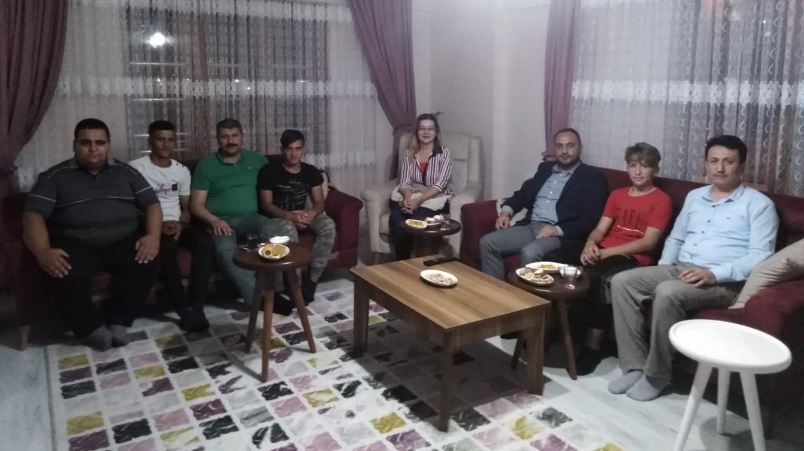 Halil Rıfat Paşa Anadolu  Lisesi'nden Anlamlı Ziyaret